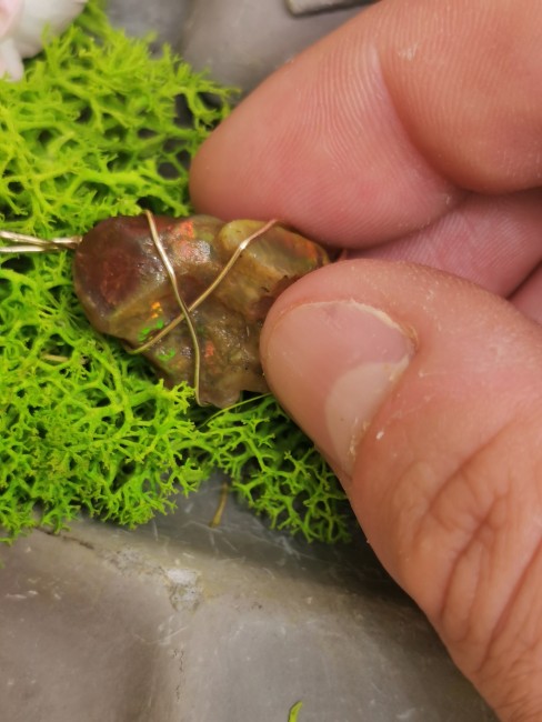 pendentif ésotérique opale