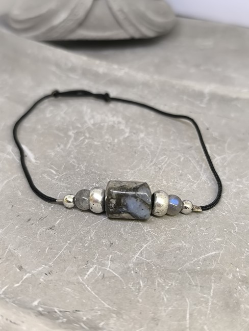 Bracelet en opale boulder, aigue-marine et labradorite monté sur cordon textile réglable perles décoratives argentées