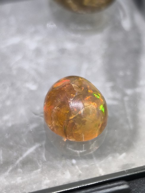 Lot de 3 opales de feu brillantes et translucides Opale de feu rouge bordeaux translucide en cabochon