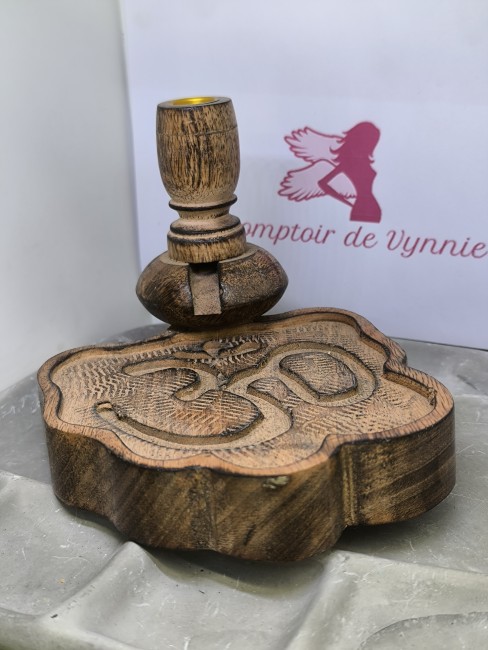 Brûleur d’encens OM en bois naturel