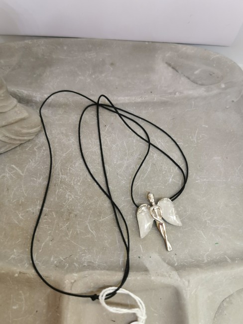 collier spirituel ange lumineux