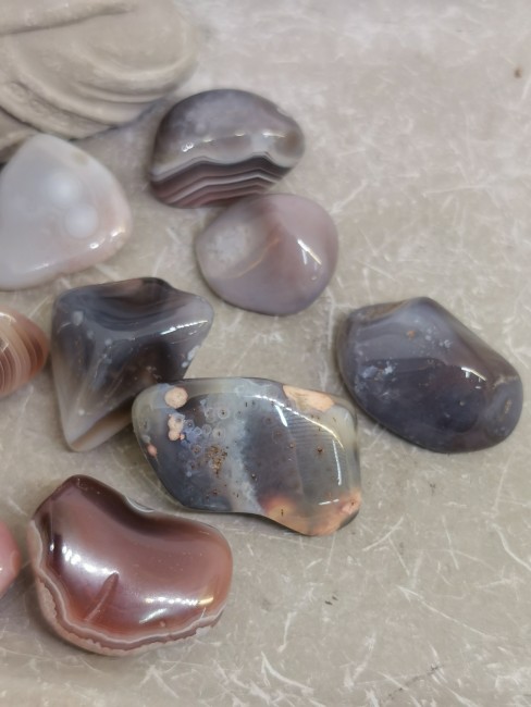 pierre roulée agate du Botswana naturelle