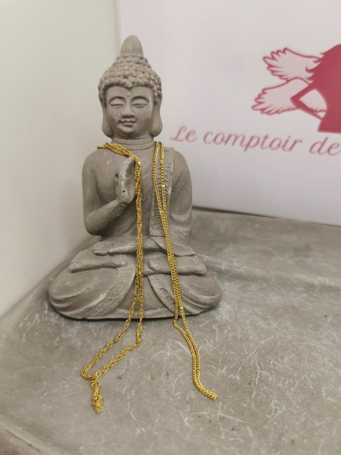 collier doré simple