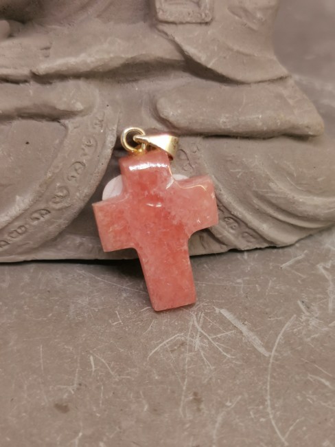pendentif croix rhodochrosite rose