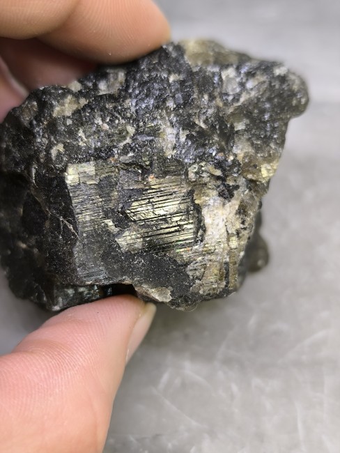 Pierre naturelle de protection labradorite non polie