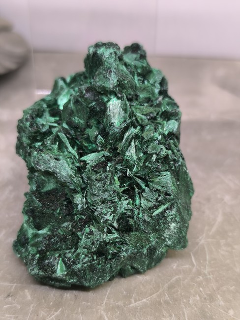 malachite fibreuse brute verte intense naturelle