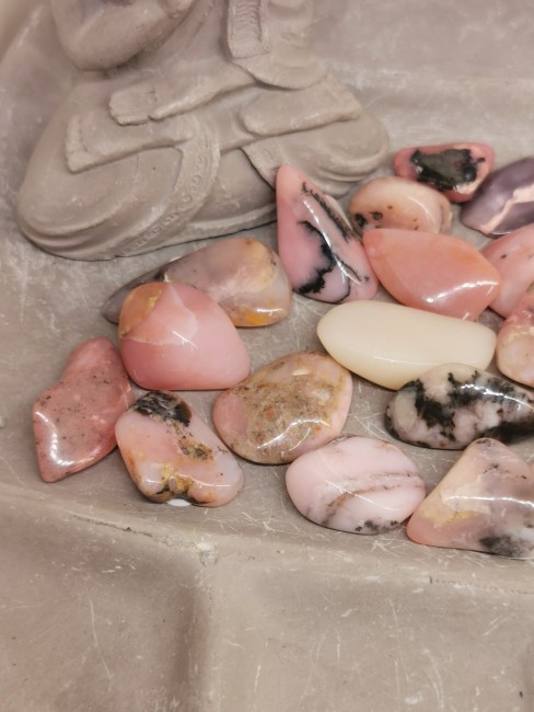 opale rose pierre polie