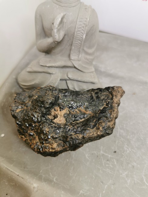 Minéral hématite brut authentique