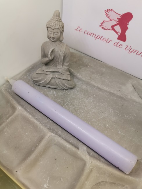Bougie lilas spirituelle