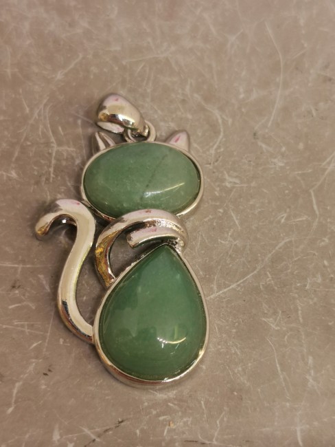 Pendentif aventurine bijou chat pierre verte