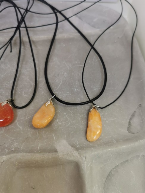 Collier énergie collier pierre orange naturelle