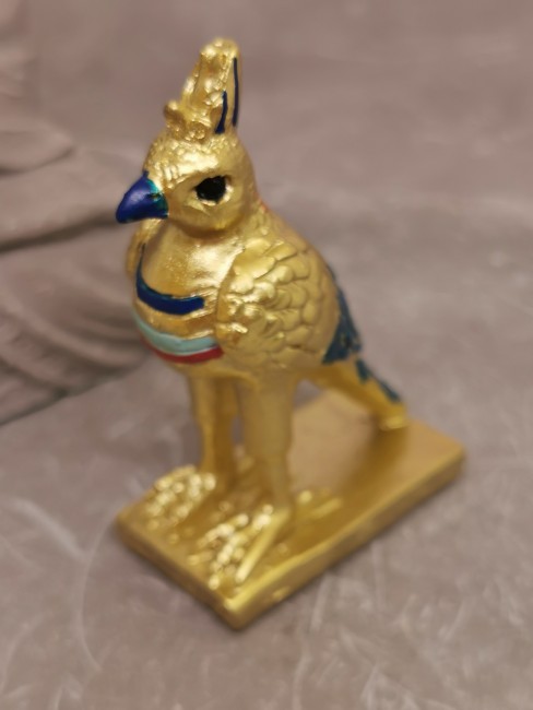 Statue faucon sacré égyptien