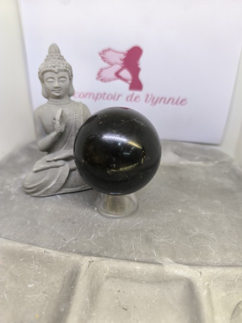 Pierre naturelle tourmaline noire en forme de sphère