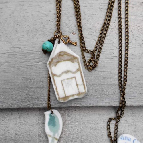 Broche épingle en vaisselle recyclée