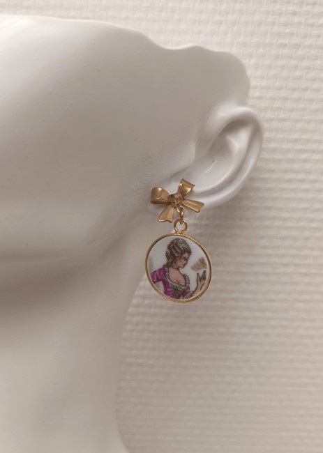 boucles-oreilles-porcelaine-limoges-carnet-de-bal-portees-artisanales