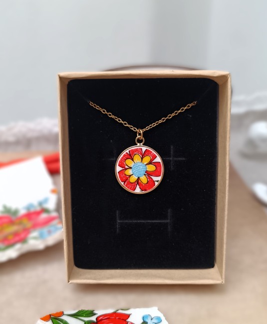 collier-samba-fleur-ecrin.jpg