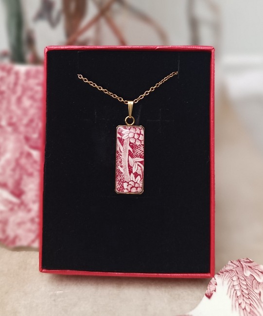 collier-heritage-familial-porcelaine-anglaise-upcycling