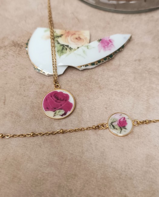 parure-collier-bracelet-porcelaine-familiale-recyclée-fabrication-artisanale