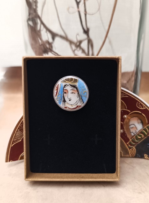 Bague en porcelaine japonaise Satsuma, livrée dans son écrin en kraft recyclé, bijou éco-responsable et prêt à offrir.