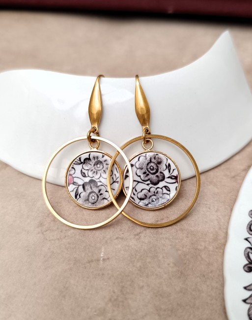 boucles-anneaux-divine-fleurs-marron-bordeaux-face