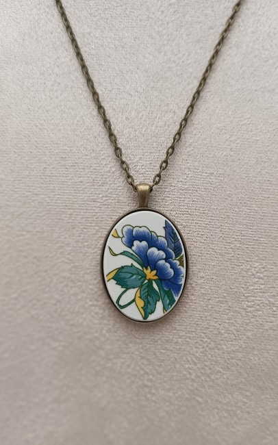 sautoir-oiseau-bleu-porcelaine-villeroy-boch-porte