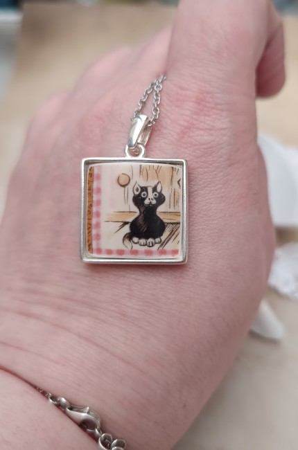 collier-sarah-kay-faience-ancienne-detail-motif