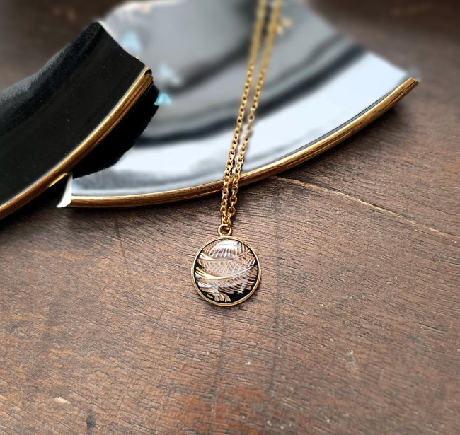 collier-nuit-de-chine-decor.jpg2