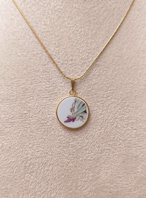 bijou-porcelaine-limoges-upcycling-scene-romantique-marquise