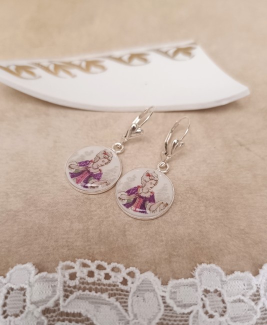 bijou-porcelaine-limoges-upcycling-carnet-de-bal-scene-romantique