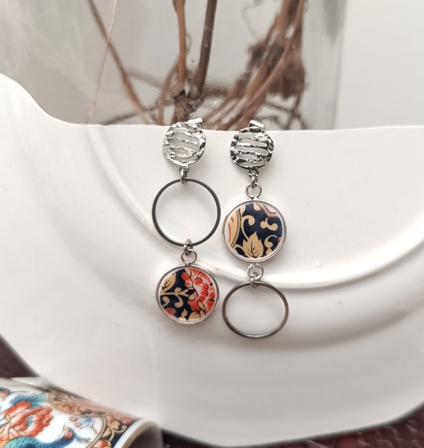IMARI – Boucles d’oreilles asymétriques  porcelaine japonaise