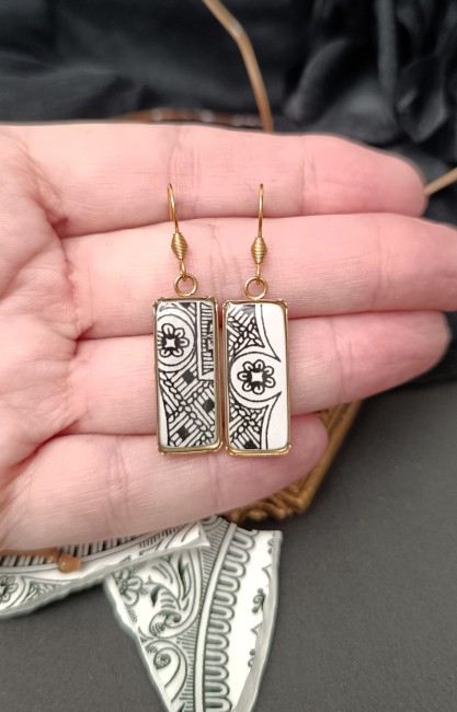 Boucles d’oreilles Sonate en faïence ancienne Gien – Bijou artisanal