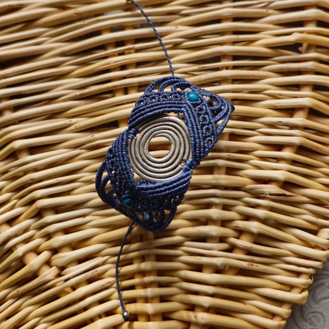 bracelet-spirale-d-azur-detail3-lesmurmurestresses.jpg