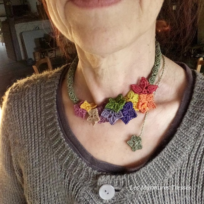 collier-eclosion-boheme-5-porte.jpg