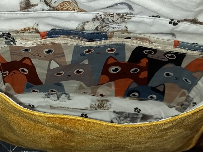 Sac bandoulière 250293 suédine moutarde noir chat brodé 5