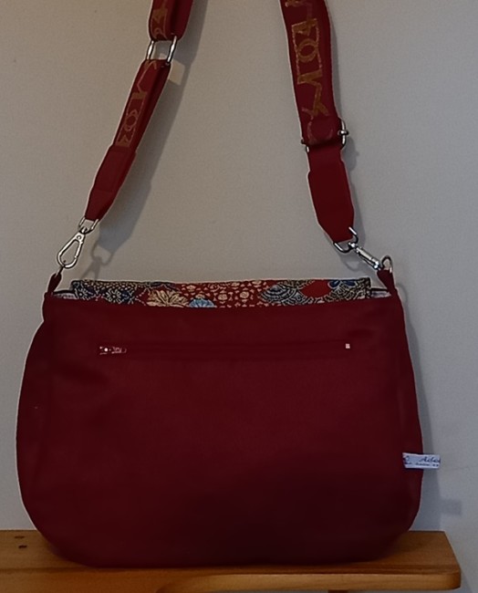 Besace 250019 suédine bordeaux tissu rge bleu doré.3