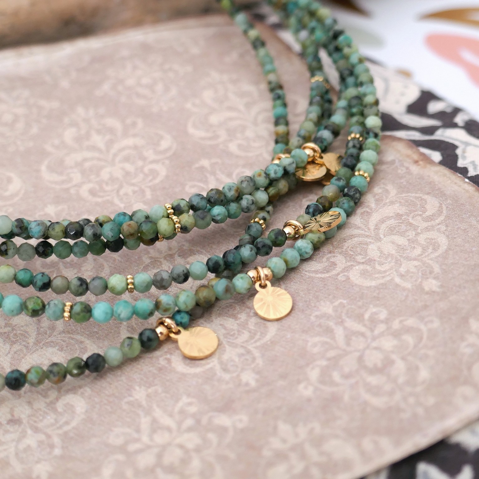 Collier Perles Pierres Naturelles Fait Main – Style Bohème Coloré – Pour Femme, été, Plage – Cadeau Bijou Artisanal