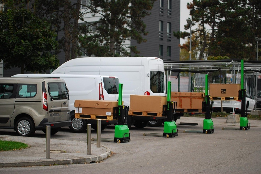 GERBEUR EMBARQUÉ AUTONOME POUR VÉHICULE UTILITAIRE