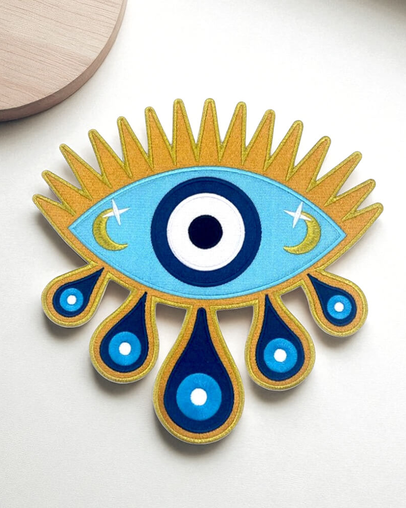 Patch brodé œil Nazar protecteur avec larmes
