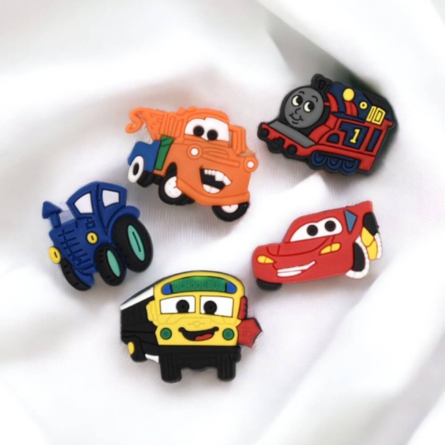 19 shoe charms Cars pour sabots type crocs