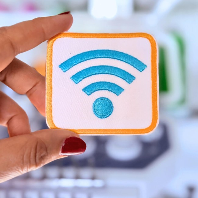 écusson thermocollant personnalisé wifi Symbole wifi wifi à personnaliser avec vos couleur, motif et contour