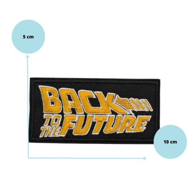 Patch brodé mesurant 10 cm de large et 5 cm de haut