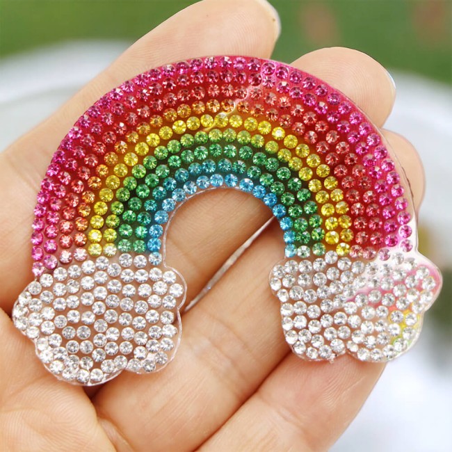 Patch arc-en-ciel avec strass zoomé