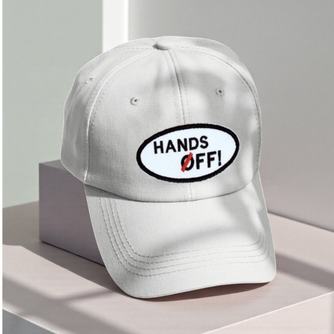 Patch ovale Hands Off brodé rouge et blanc