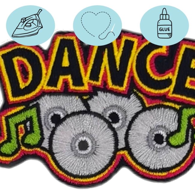 Zoom sur l'écusson vinyle dance