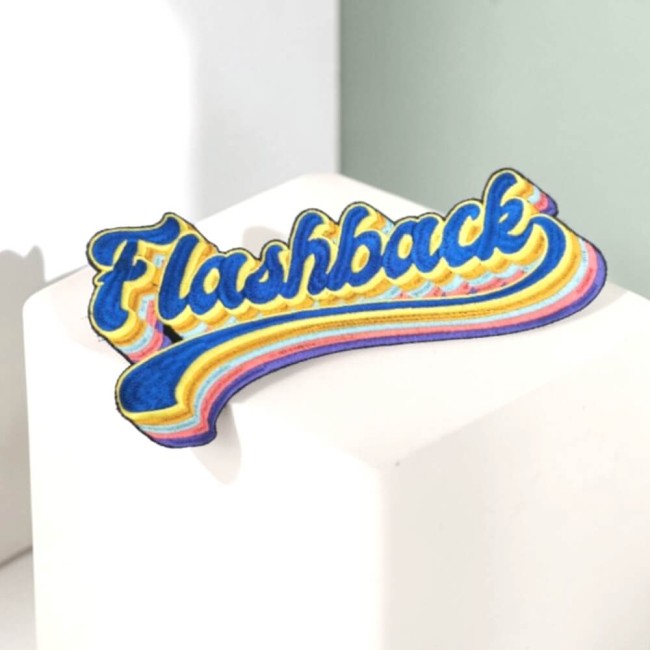 Patch brodé rétro Flashback à coudre 27 cm