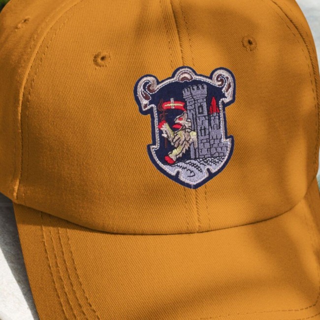 Blason décoratif style chevalerie qui customise une casquette oranger Patch thermocollant médiéval prêt à poser
