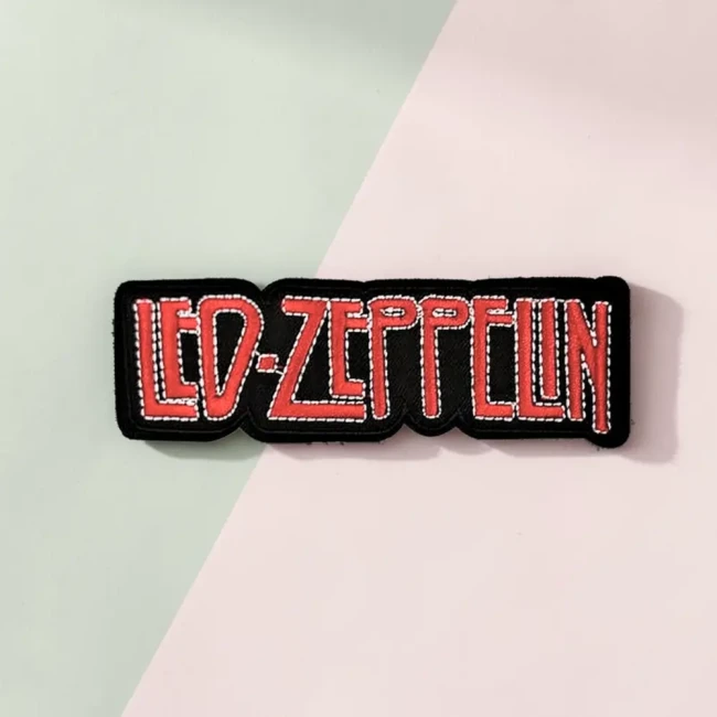 Ajoutez cet écusson à vos veste, sac ou casquettes pour un look rock Patch brodé thermocollant musique Led Zeppelin