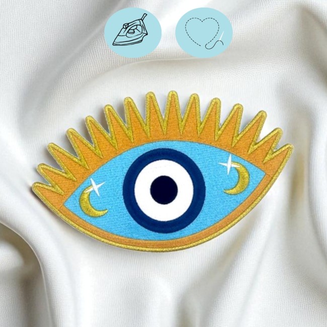 Appliquer un écusson stylé sur hoodie, une, un totebag ou une casquette en quelques secondes Tuto visuel pour coller un écusson brodé sur textile en coton
