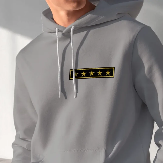 Ecusson militaire 5 étoiles posé sur vêtement Patch brodé à poser sur hoodie ou sweat militaire