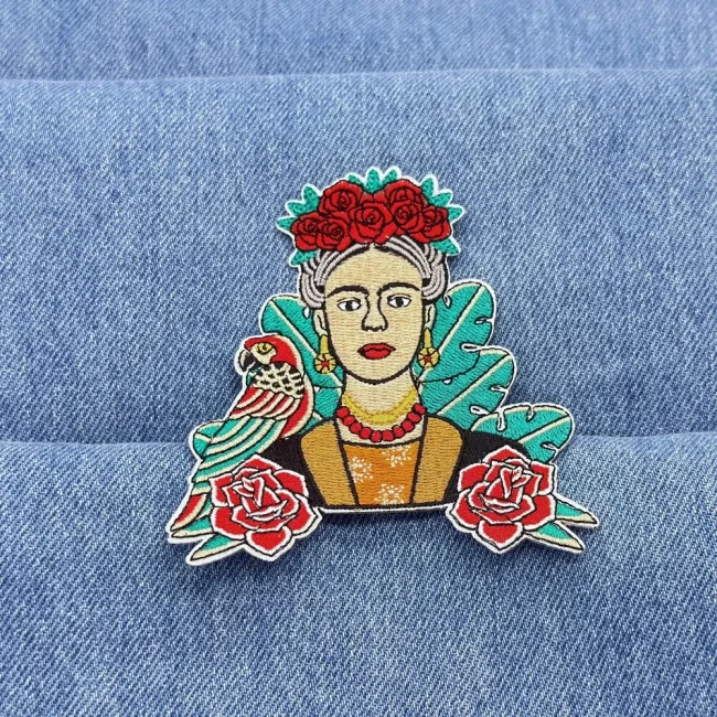 Patch frida khalo qui peut être cousu ou thermocollé Ecusson Frida Kahlo brodé à coudre ou à coller